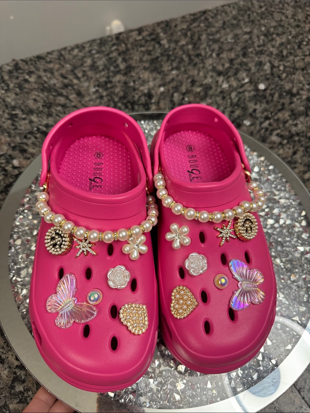 Rouge Helium Fuchsia Jeweled Pearl-Trim Clog Slides NWOT - Picture 4 of 10